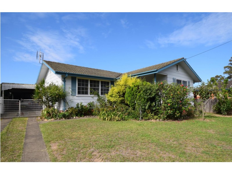 4 Supply Street, Nowra East NSW 2541