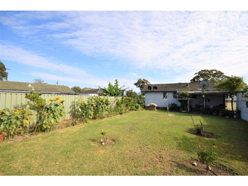 4 Supply Street, Nowra East NSW 2541