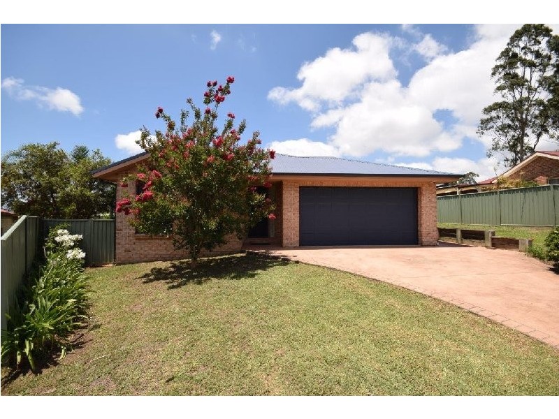 11 Cornelius Place, Nowra NSW 2541