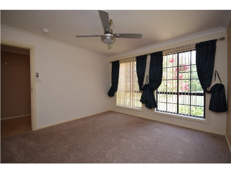 11 Cornelius Place, Nowra NSW 2541