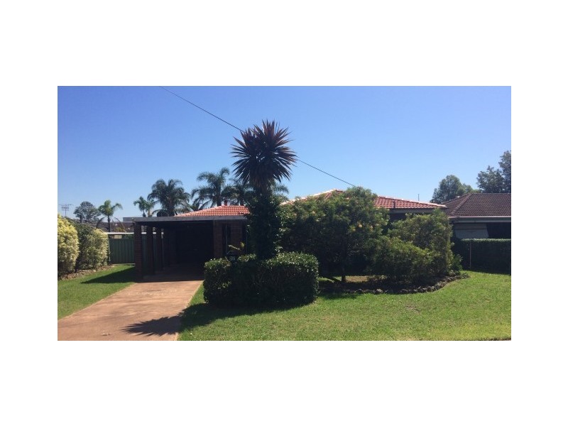 27 SALISBURY DRIVE, Nowra NSW 2541