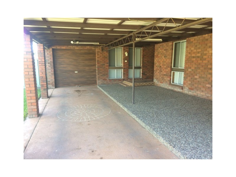 27 SALISBURY DRIVE, Nowra NSW 2541