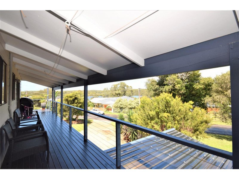 25 Spies Avenue, Greenwell Point NSW 2540