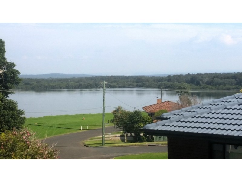 25 Spies Avenue, Greenwell Point NSW 2540