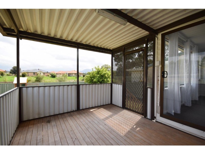 105 Moss Street, Nowra NSW 2541