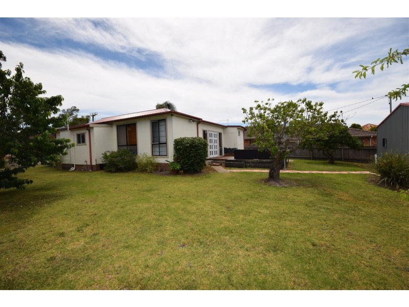 44 Greenwell Point Road, Greenwell Point NSW 2540