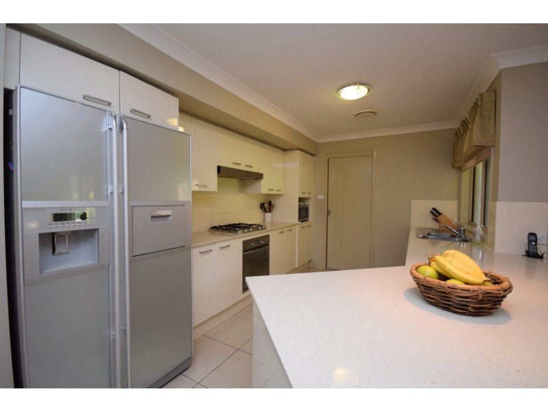 41 Emerald Drive, Meroo Meadow NSW 2540