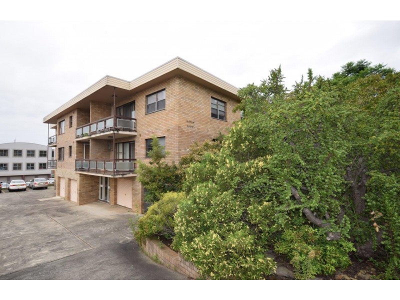 5/6 Burr Avenue, Nowra NSW 2541