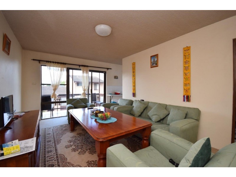 5/6 Burr Avenue, Nowra NSW 2541