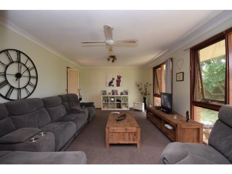 15 McMahons Road, North Nowra NSW 2541