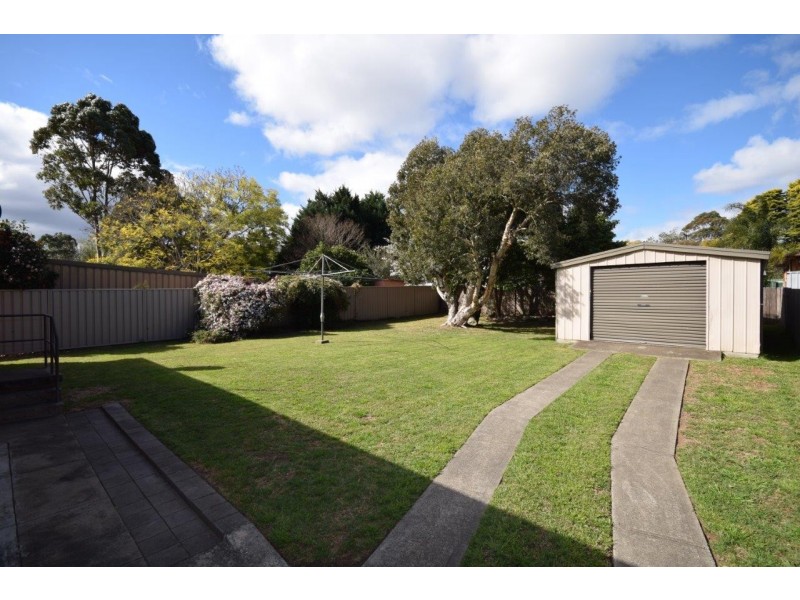 43 Sampson Crescent, Bomaderry NSW 2541