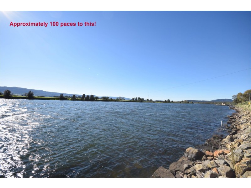 7 Holme Street, Terara NSW 2540