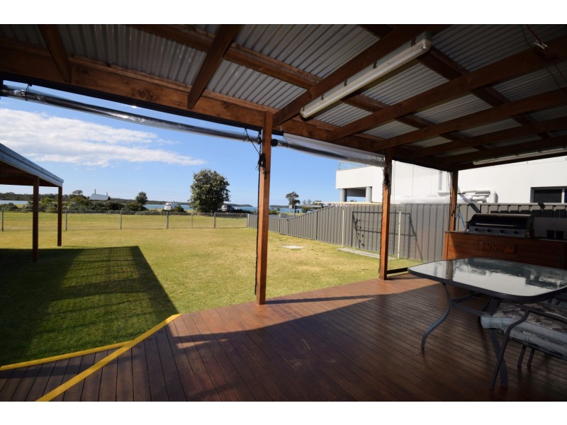 97 Adelaide Street, Greenwell Point NSW 2540
