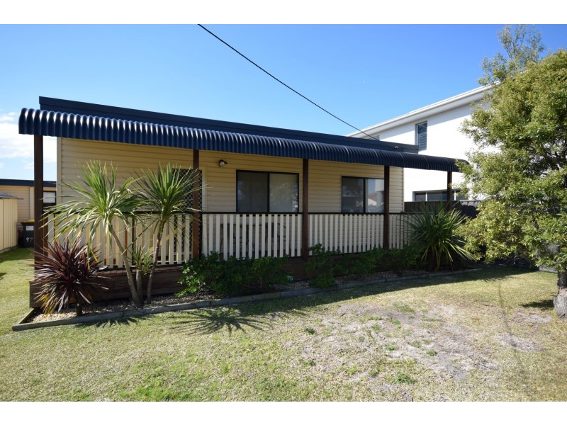 97 Adelaide Street, Greenwell Point NSW 2540