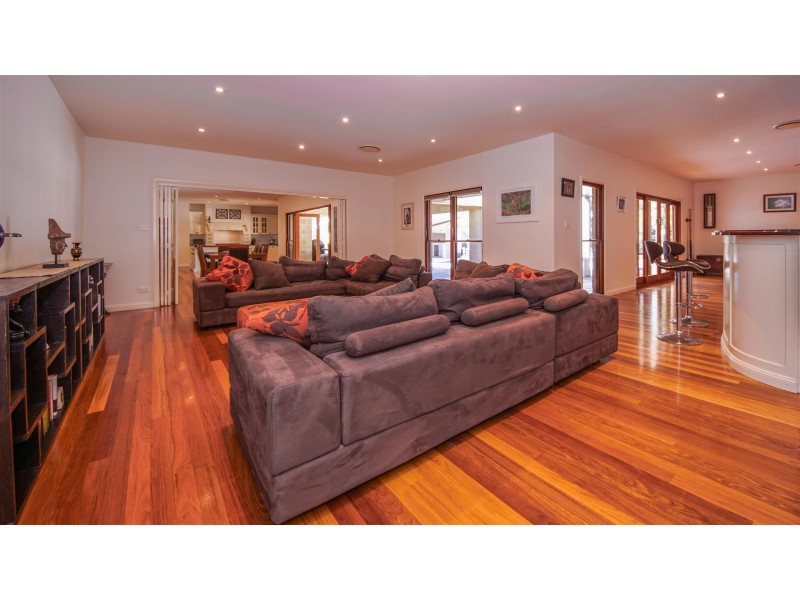 3 Aldous Place, Worrigee NSW 2540