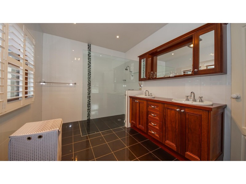 3 Aldous Place, Worrigee NSW 2540