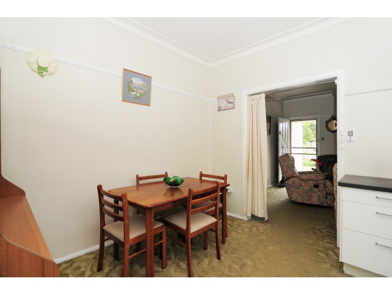 62 Meroo Road, Bomaderry NSW 2541