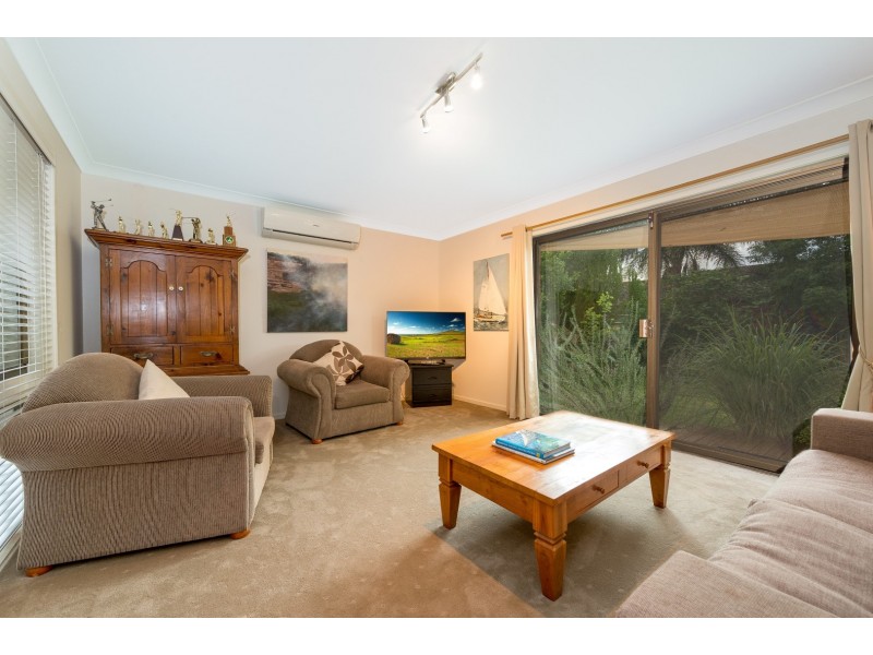 38 Fuchsia Crescent, Bomaderry NSW 2541