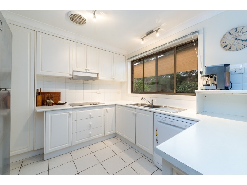 38 Fuchsia Crescent, Bomaderry NSW 2541