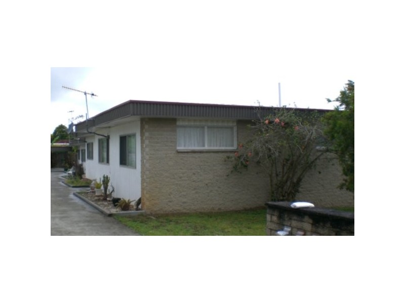 3/8 CREST AVENUE, North Nowra NSW 2541