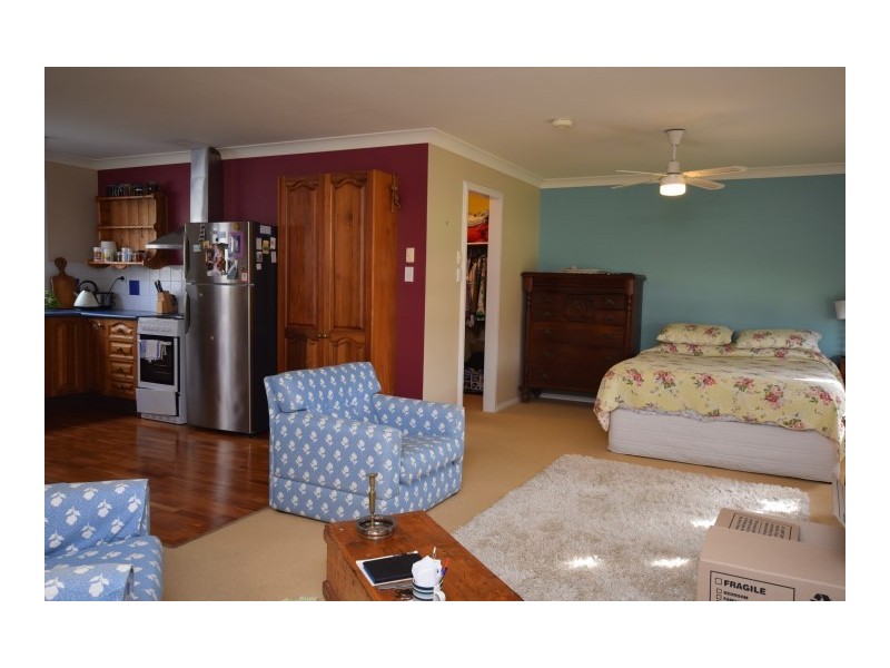 18 Maclean Street, Nowra NSW 2541