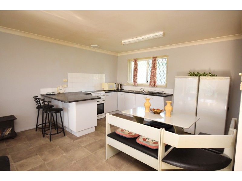 131 Greens Road, Greenwell Point NSW 2540