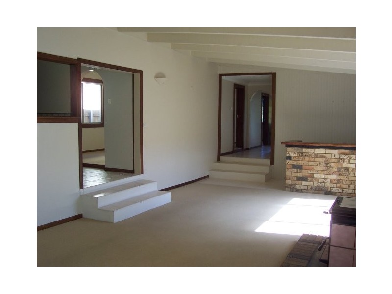 42 DOUGLAS STREET, Nowra NSW 2541