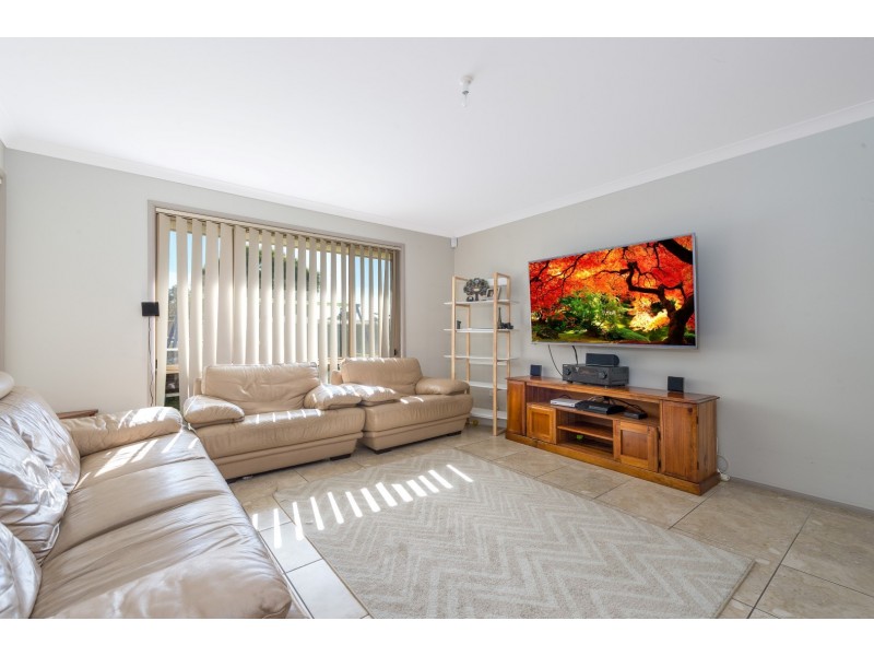 10 Kembla Close, Nowra NSW 2541