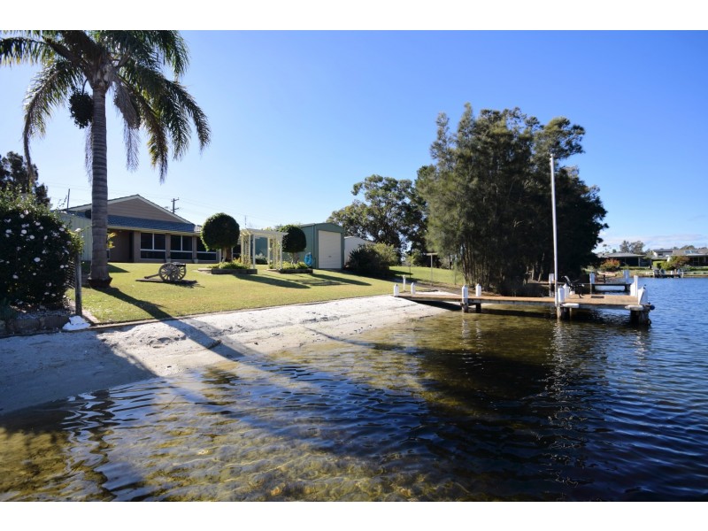 78 Jacobs Drive, Sussex Inlet NSW 2540