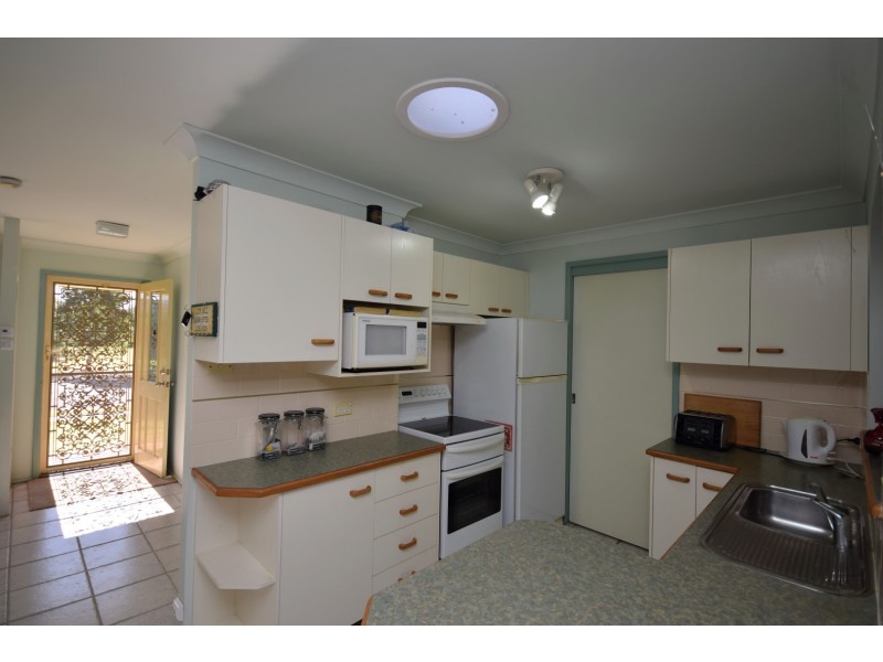 78 Jacobs Drive, Sussex Inlet NSW 2540