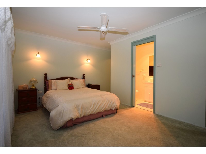 78 Jacobs Drive, Sussex Inlet NSW 2540