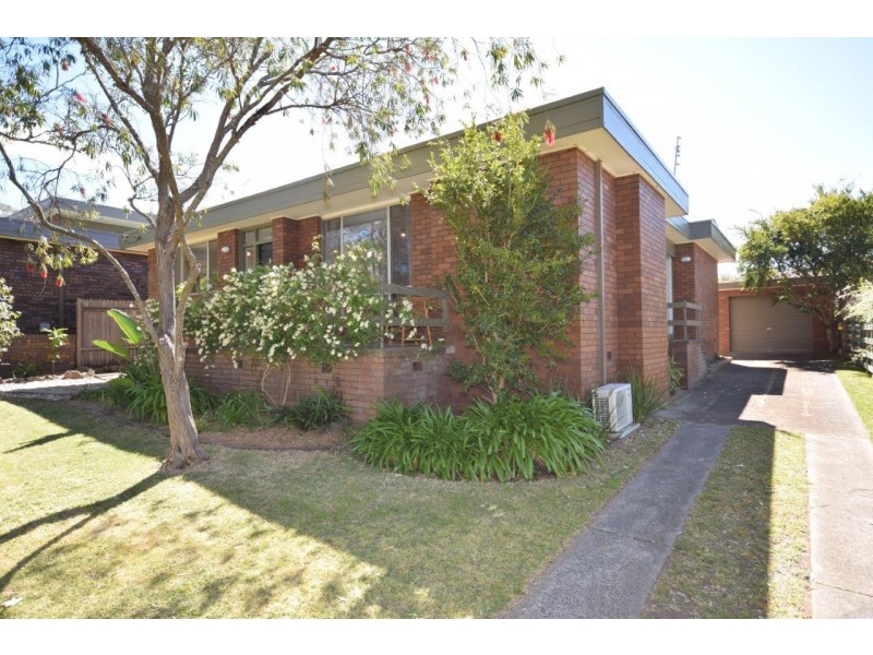 9 Bernadette Avenue, Nowra NSW 2541