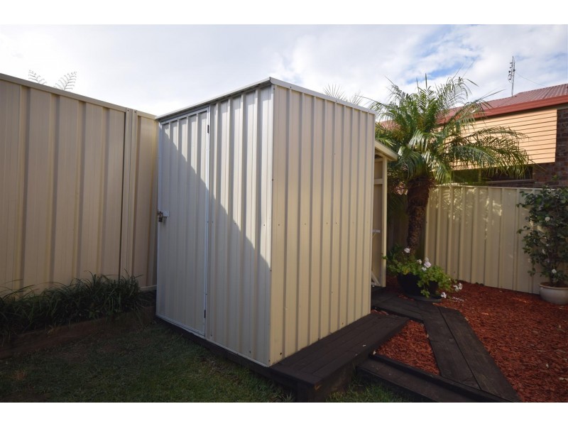 11 Isa Road, Worrigee NSW 2540