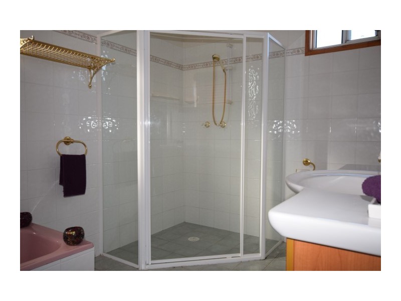 44 Greenwell Point Road, Greenwell Point NSW 2540