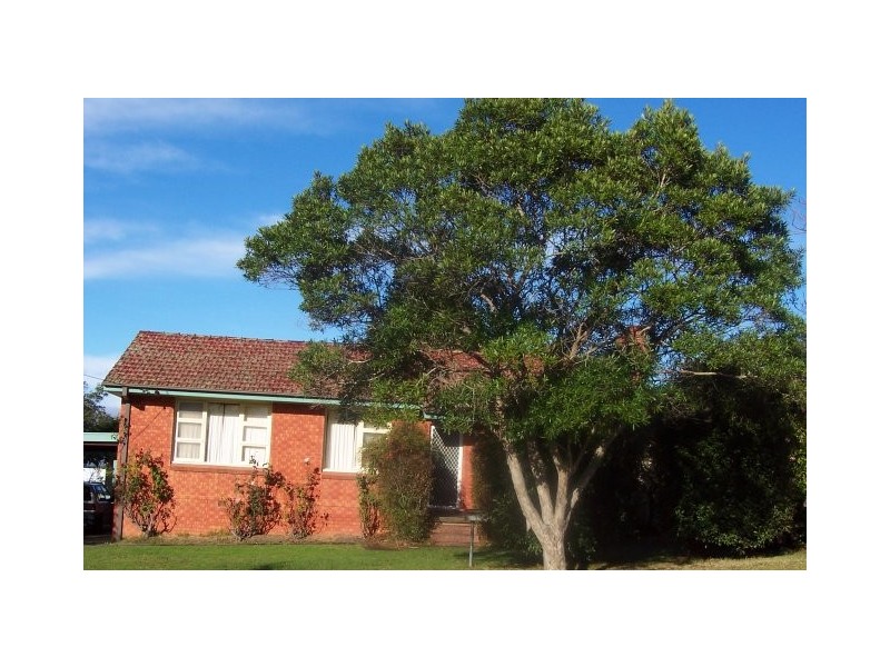 28 DOUGLAS STREET, Nowra NSW 2541