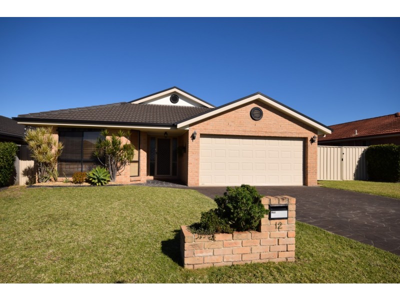 12 Guinea Flower Crescent, Worrigee NSW 2540