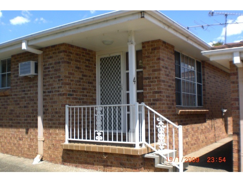 4/70 PAGE AVE, North Nowra NSW 2541