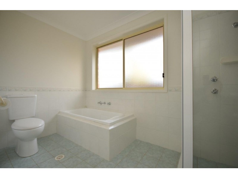 37 Robinia Way, Worrigee NSW 2540