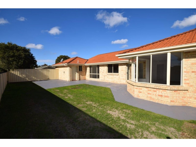 37 Robinia Way, Worrigee NSW 2540