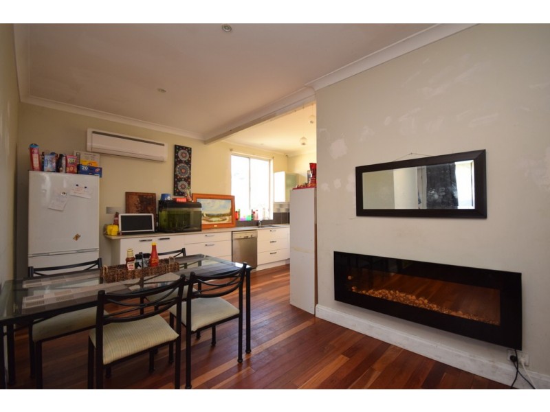 357 Princes Highway, Bomaderry NSW 2541