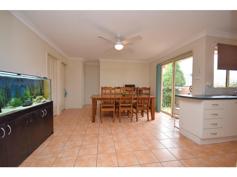 1 and 2/8 Flanagan Court, Worrigee NSW 2540