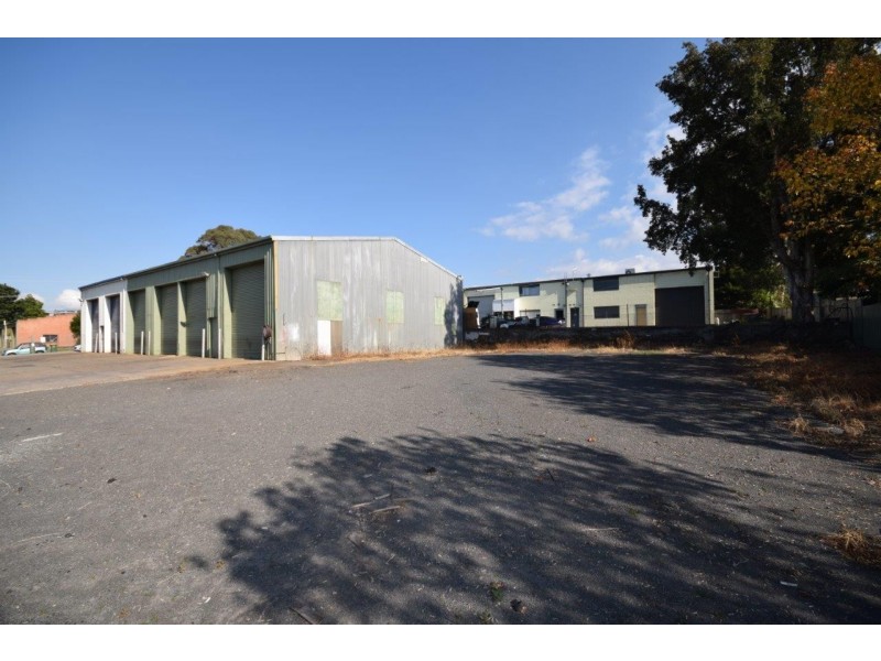 18a CONCORDE WAY, Bomaderry NSW 2541