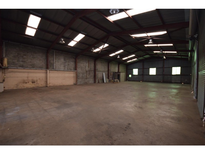 18a CONCORDE WAY, Bomaderry NSW 2541