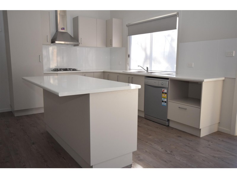 183 McKay Street, Nowra NSW 2541