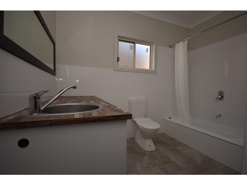 183 McKay Street, Nowra NSW 2541