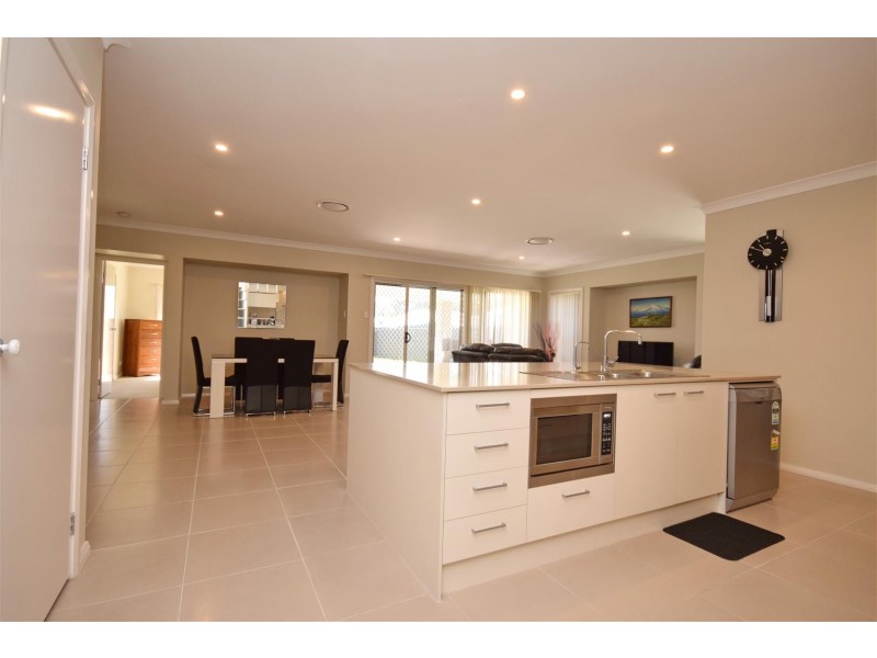 25 Osprey Road, South Nowra NSW 2541