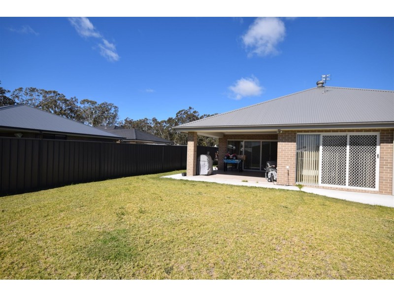 25 Osprey Road, South Nowra NSW 2541
