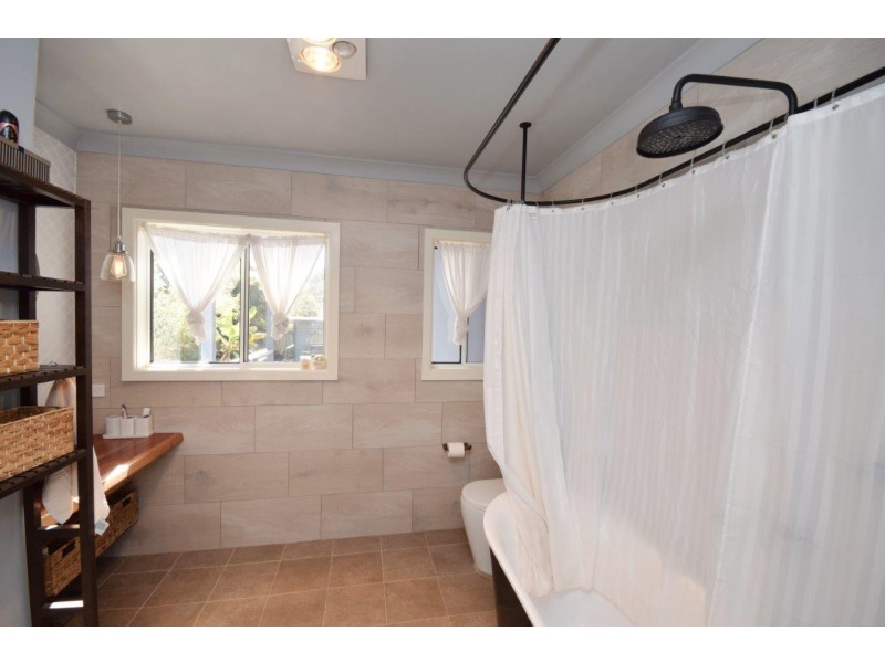 3 Huxley Street, Nowra NSW 2541