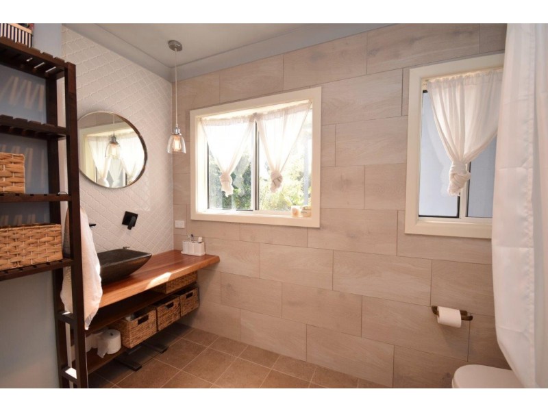 3 Huxley Street, Nowra NSW 2541