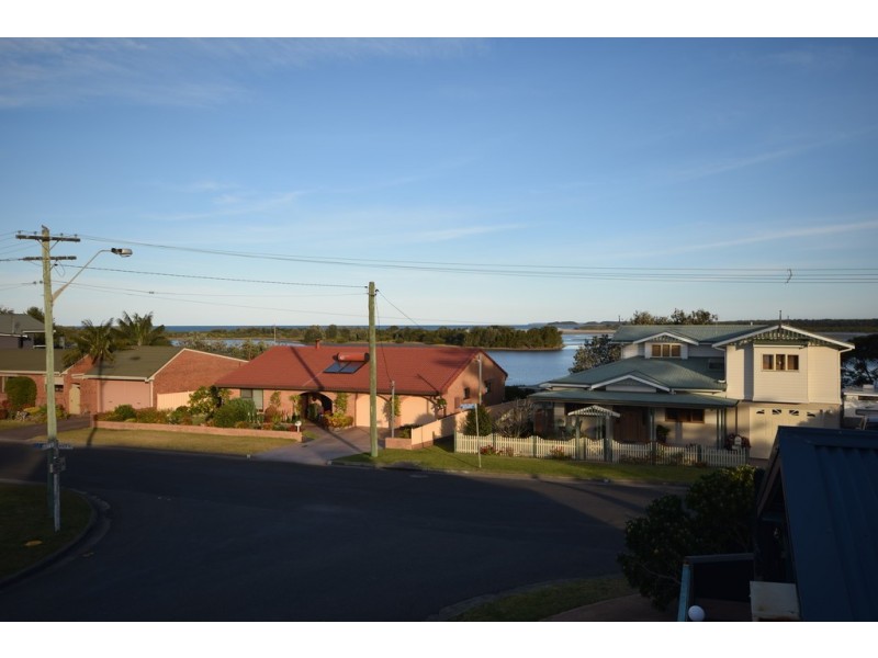 75 River Road, Shoalhaven Heads NSW 2535